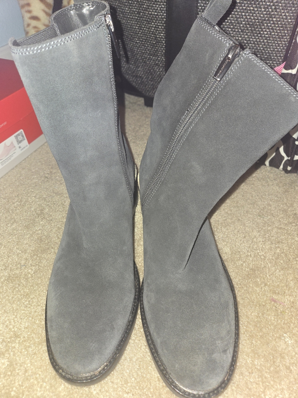 Women's Gray Suede Mid-Calf Zip Boots SIZE 9 Vince Camuto